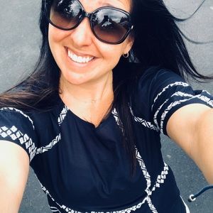 Meet your Posher, Corinne